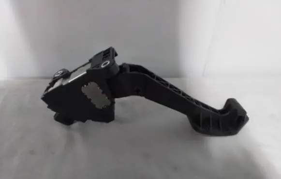 Subaru Outback (BT) Accelerator throttle pedal 36010AN02A 20324A2C 28016953616