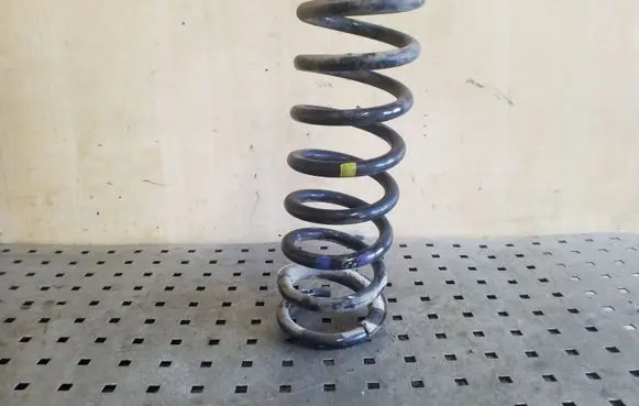 Hyundai i40 Rear coil spring