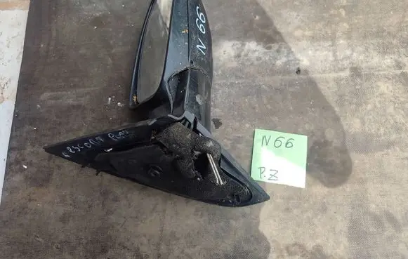 Ford Escort Manual wing mirror 28947238