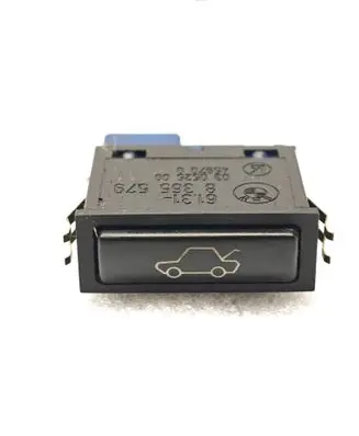 BMW 5 E39 Tailgate opening switch 8365579 6131 03052500