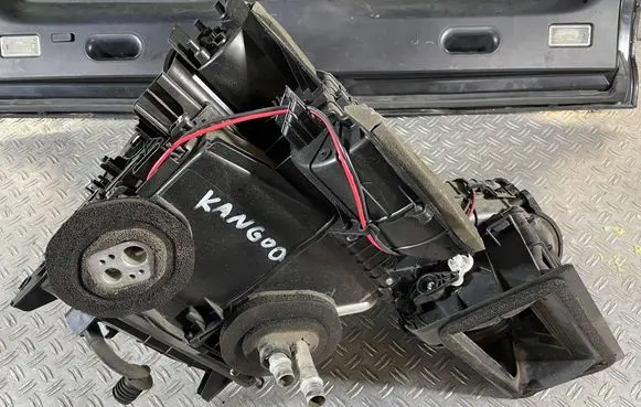 Renault Kangoo II Interior heater climate box assembly 272707003R