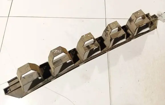 Volvo V50 Rear bumper mounting bracket 30698691