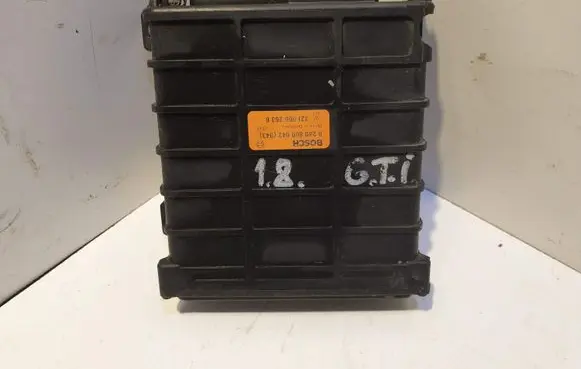 Volkswagen Golf II Engine control unit/module 0280800042 321906263B