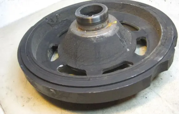 Mercedes-Benz Vito Viano W638 Crankshaft pulley A6010300403KZ 23TD