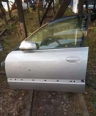 Audi A8 S8 D2 4D Front door