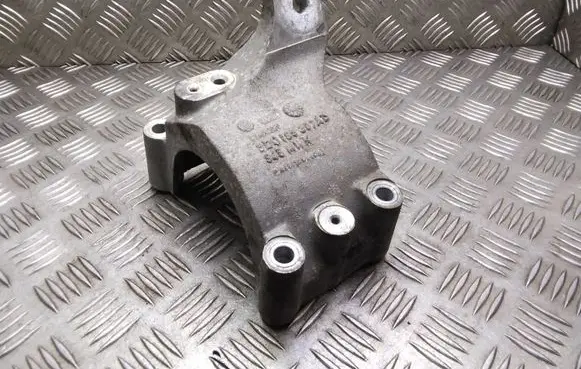 Volkswagen Phaeton Engine mounting bracket 3D0199307AD