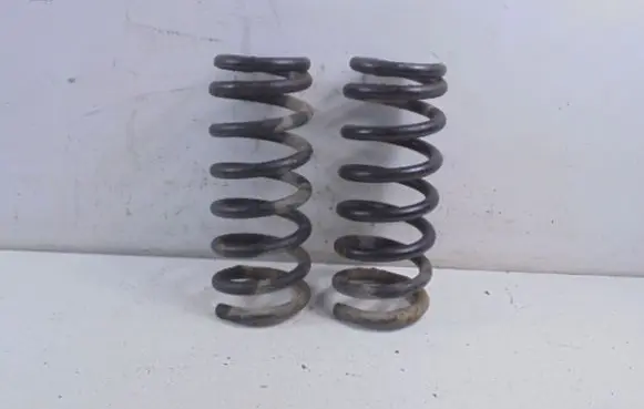 Suzuki Vitara (ET/TA) Front coil spring