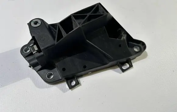Chrysler Pacifica Radiator support slam panel bracket 68292238ac