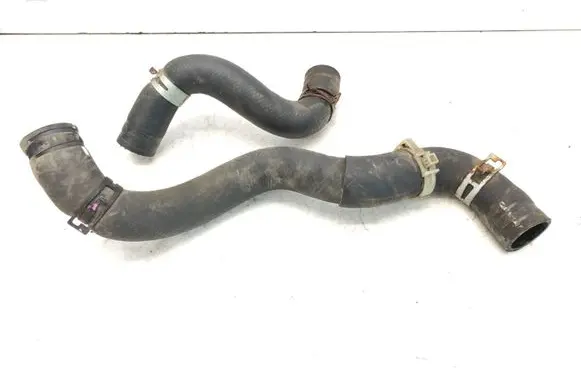 Toyota RAV 4 (XA30) Engine coolant pipe/hose