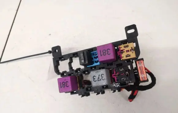 Audi A6 S6 C6 4F Fuse box set 4f0937503