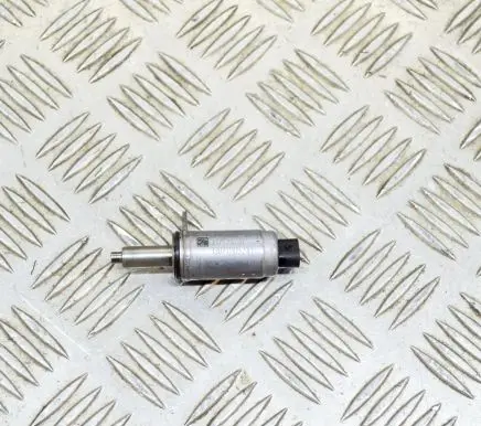 Audi A5 Sportback 8TA Turbo solenoid valve 06E103697H