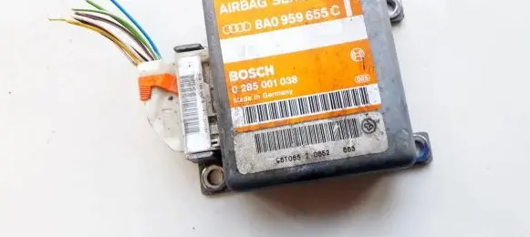 Audi A4 S4 B5 8D Airbag control unit/module 8a0959655c 0285001038
