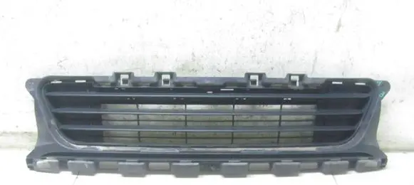 Peugeot 308 Front bumper lower grill 9818645580