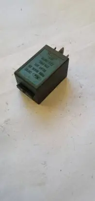 Ford Mondeo MK I Other relay 93BG8C616AA