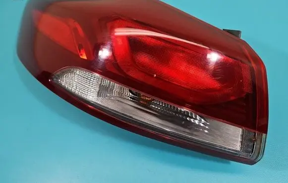 Hyundai Elantra VI Rear/tail lights 92401-F20 IMPRK1519584