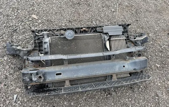 KIA Sportage Radiator support slam panel