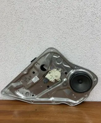 Mercedes-Benz E W212 Rear door window regulator with motor 961109101 D7983