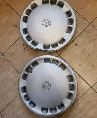Mazda 626 R14 wheel hub/cap/trim GA7037170 7445678910