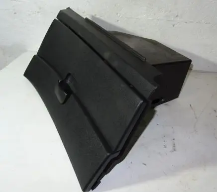Nissan Qashqai Glove box