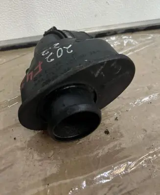 Mercedes-Benz C W202 Brake vacuum hose/pipe A6110981207 F425