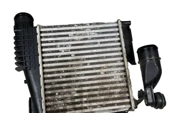 Citroen DS7 Crossback Intercooler radiator 9675627980 P9675627980