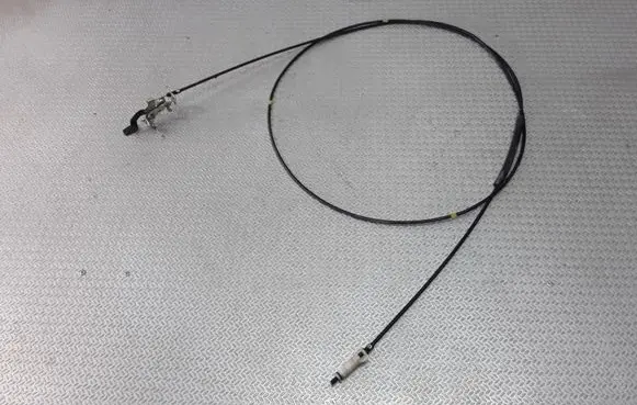Toyota Corolla Verso AR10 Fuel cap flap release cable 