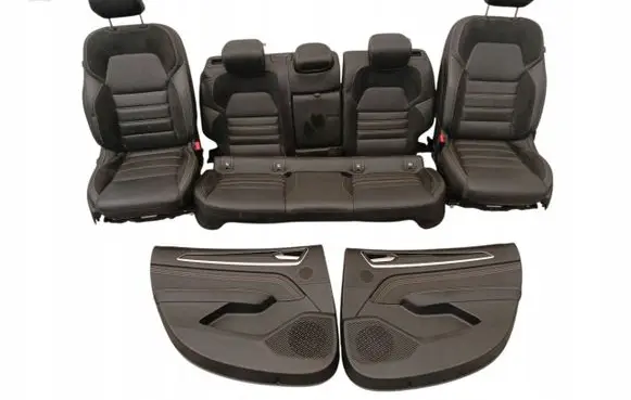Renault Arkana Seat set 