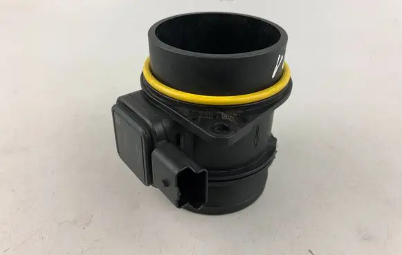 Jaguar XJ X350 Mass air flow meter 4R8Q-12B579-AC 4R8Q12B579AC 5WK97011