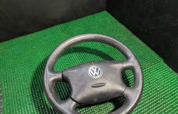 Volkswagen Golf IV Steering wheel 1J0419091N 3B0880201AN
