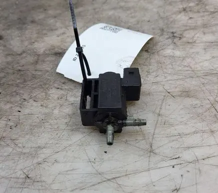 Volvo V60 Turbo solenoid valve 70051502 31339879