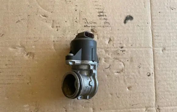 Mercedes-Benz B W246 W242 EGR valve A6511401160