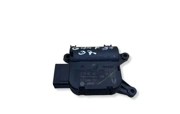 Volkswagen Golf Plus Air flap motor/actuator 0132801362 CZ1168802921