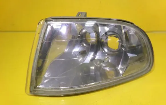 Front indicator light