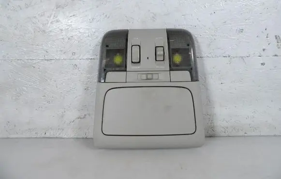 Subaru Legacy Boot/trunk interior light VC12-083