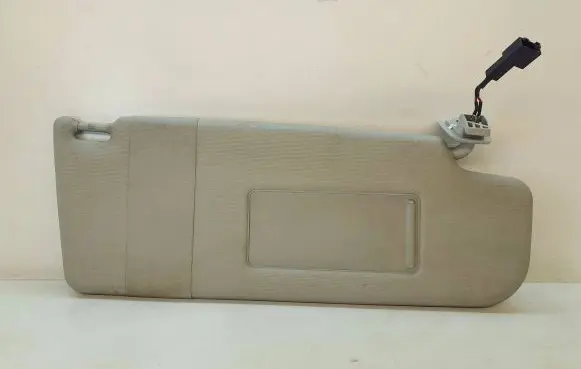 Volkswagen Golf Plus Sun visor 1K0857552