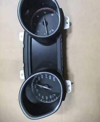 Maserati Levante Speedometer (instrument cluster) 670039911