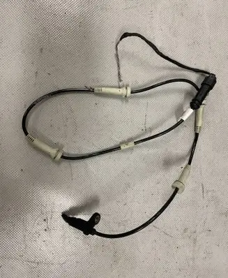 BMW 8 G15 ABS rear brake sensor 6874638