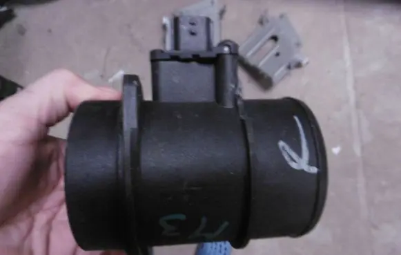 Renault Master III Mass air flow meter 226807131R 93450753 H8201267959