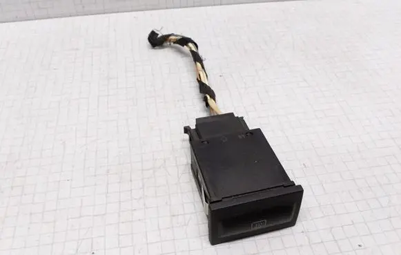 Skoda Octavia Mk1 (1U) Windscreen/window heater switch