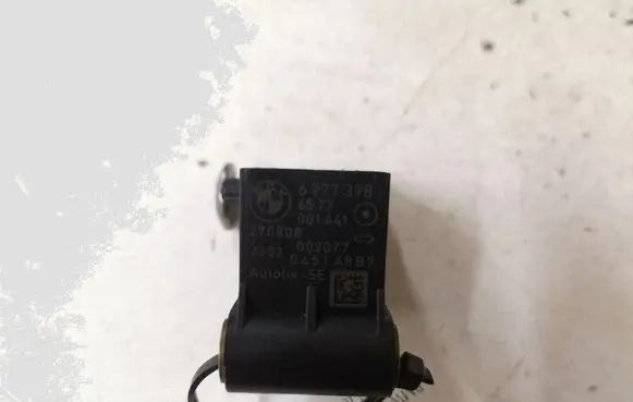 BMW 5 E60 E61 Airbag deployment crash/impact sensor 6977398 270808 0451A887