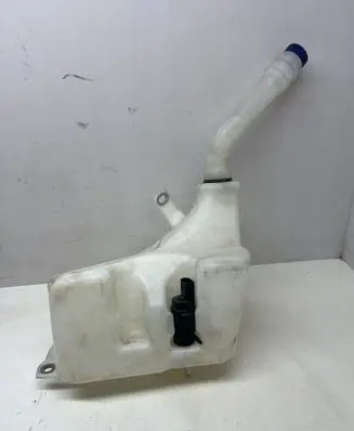 Iveco Daily 6th gen Windshield washer fluid reservoir/tank 5801565973