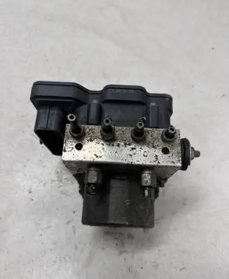 Nissan Qashqai ABS Pump 0265261028
