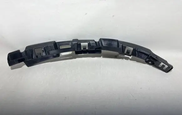 Tesla Model 3 Headlight/headlamp mounting bracket L876695