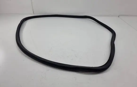 Rubber seal rear door