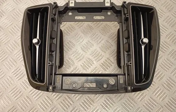 Dash center air vent grill