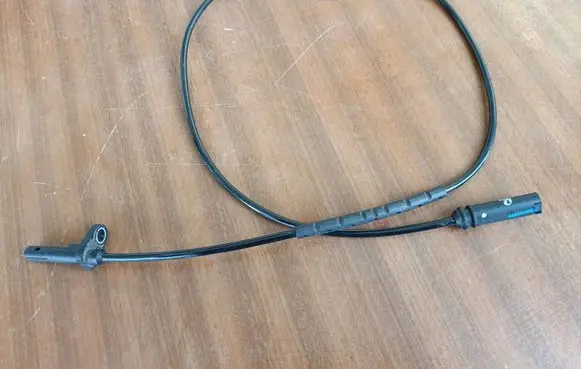 BMW X5 F15 ABS brake wheel speed sensor 6771776 34526771776
