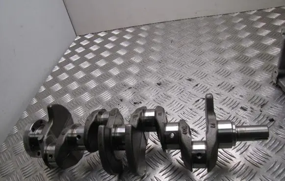 Renault Scenic II - Grand scenic II Crankshaft BV1082
