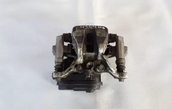 Suzuki Swace Rear brake caliper 4783047111