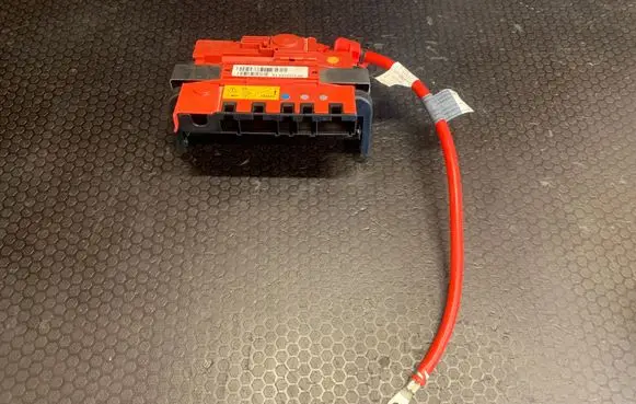 BMW X1 E84 Fuse module 10688710 18862