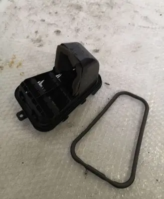 Audi A6 C7 Quarter panel pressure vent 4G5819161